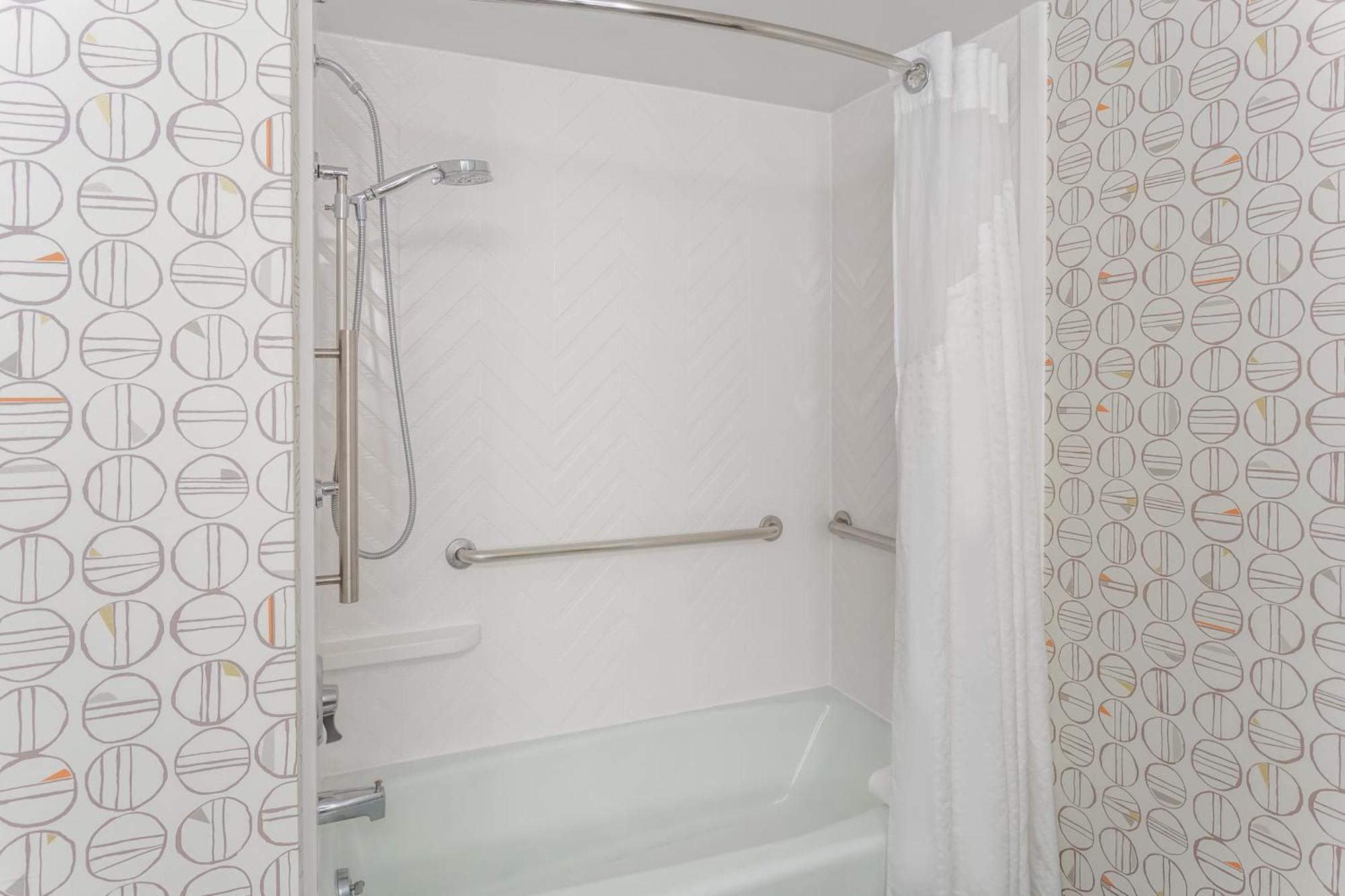 Holiday Inn Rockford By Ihg Экстерьер фото