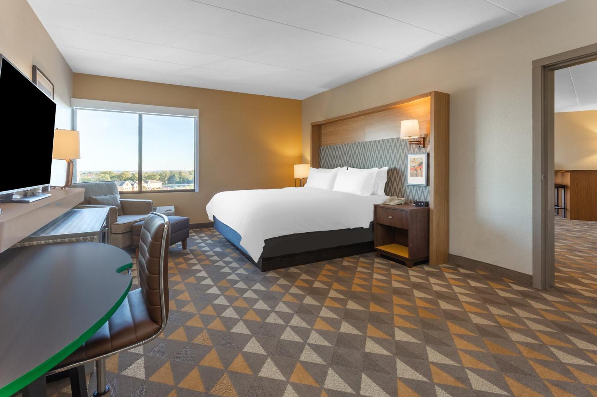 Holiday Inn Rockford By Ihg Экстерьер фото