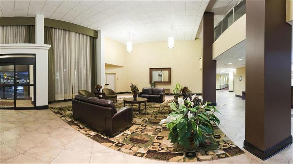 Holiday Inn Rockford By Ihg Экстерьер фото