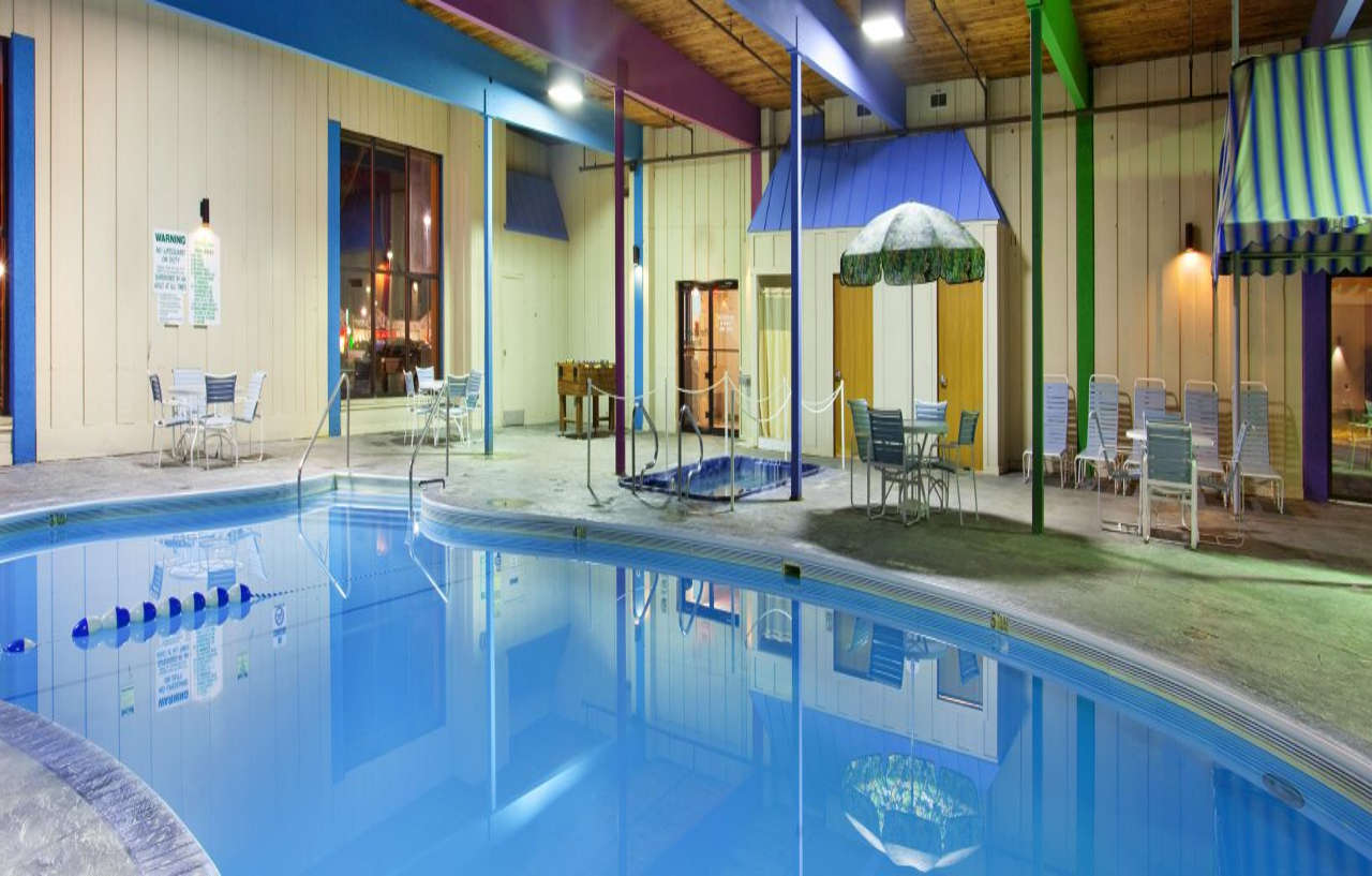 Holiday Inn Rockford By Ihg Экстерьер фото